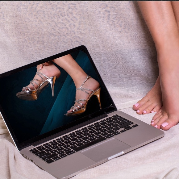 Meet your Posher, Angelika - Picture 1 of 1